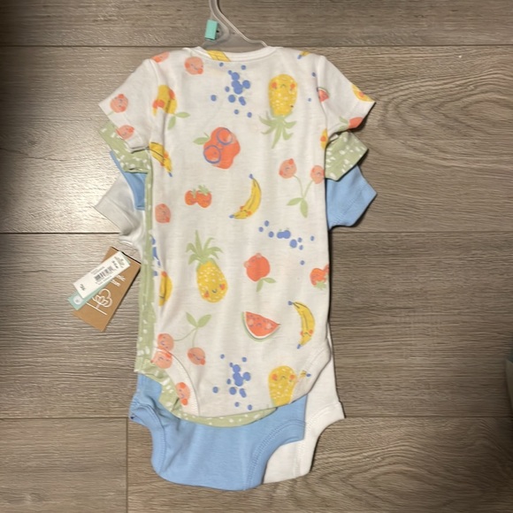 BNWT 0-3 diaper shirt lot - Picture 5 of 6